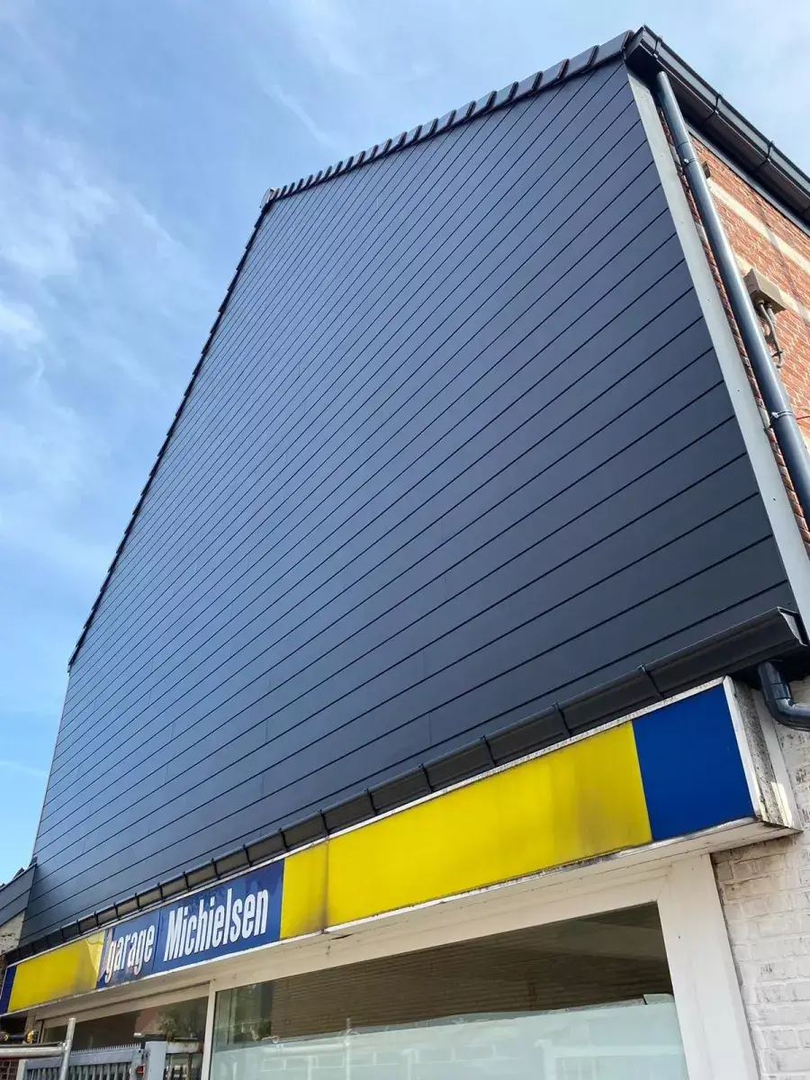 Nieuw onderdak en tengellatten geplaatst tijdens de dakrenovatie